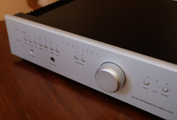 Bryston B135 Cubed integrated amplifier