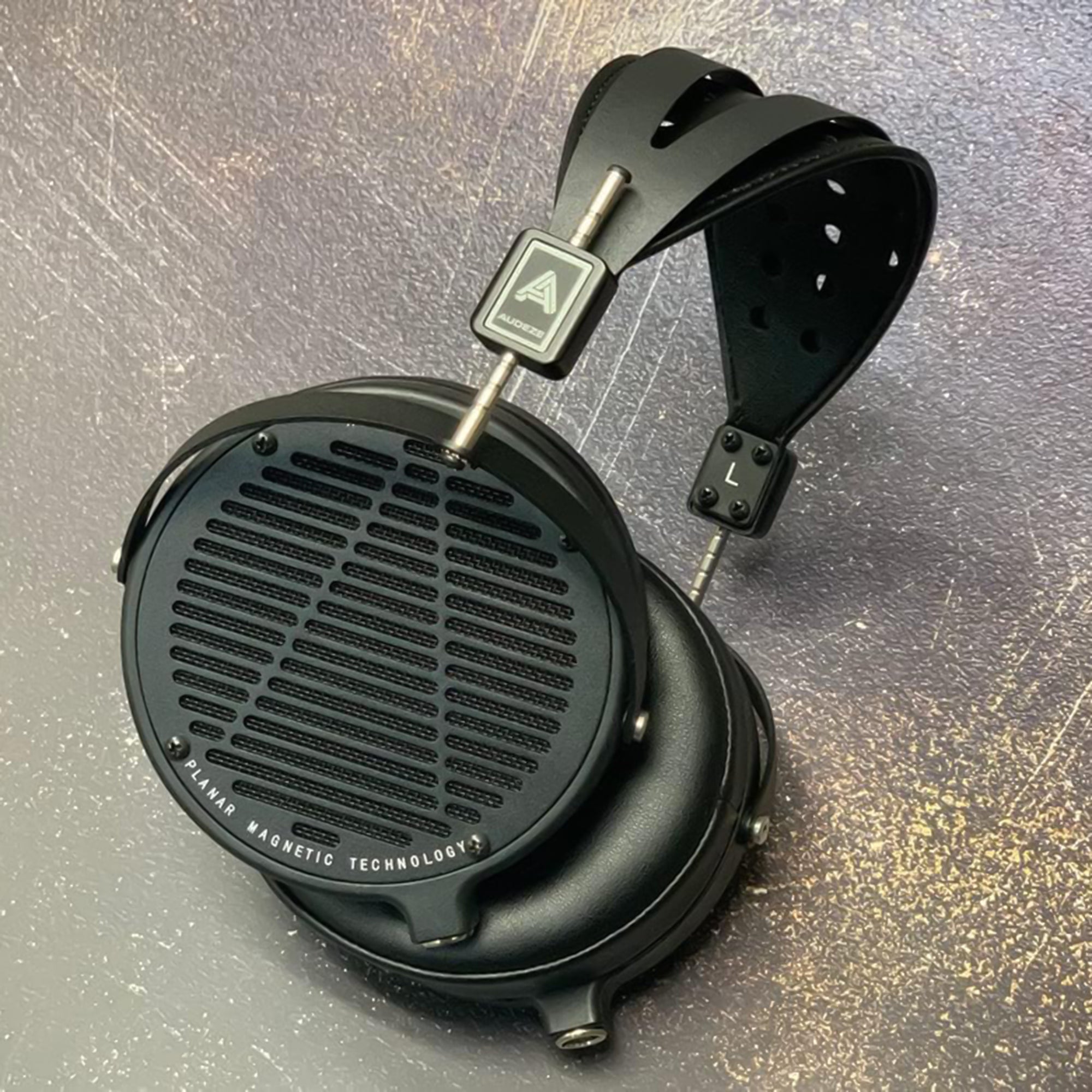 audeze-lcd-2-classic-open-