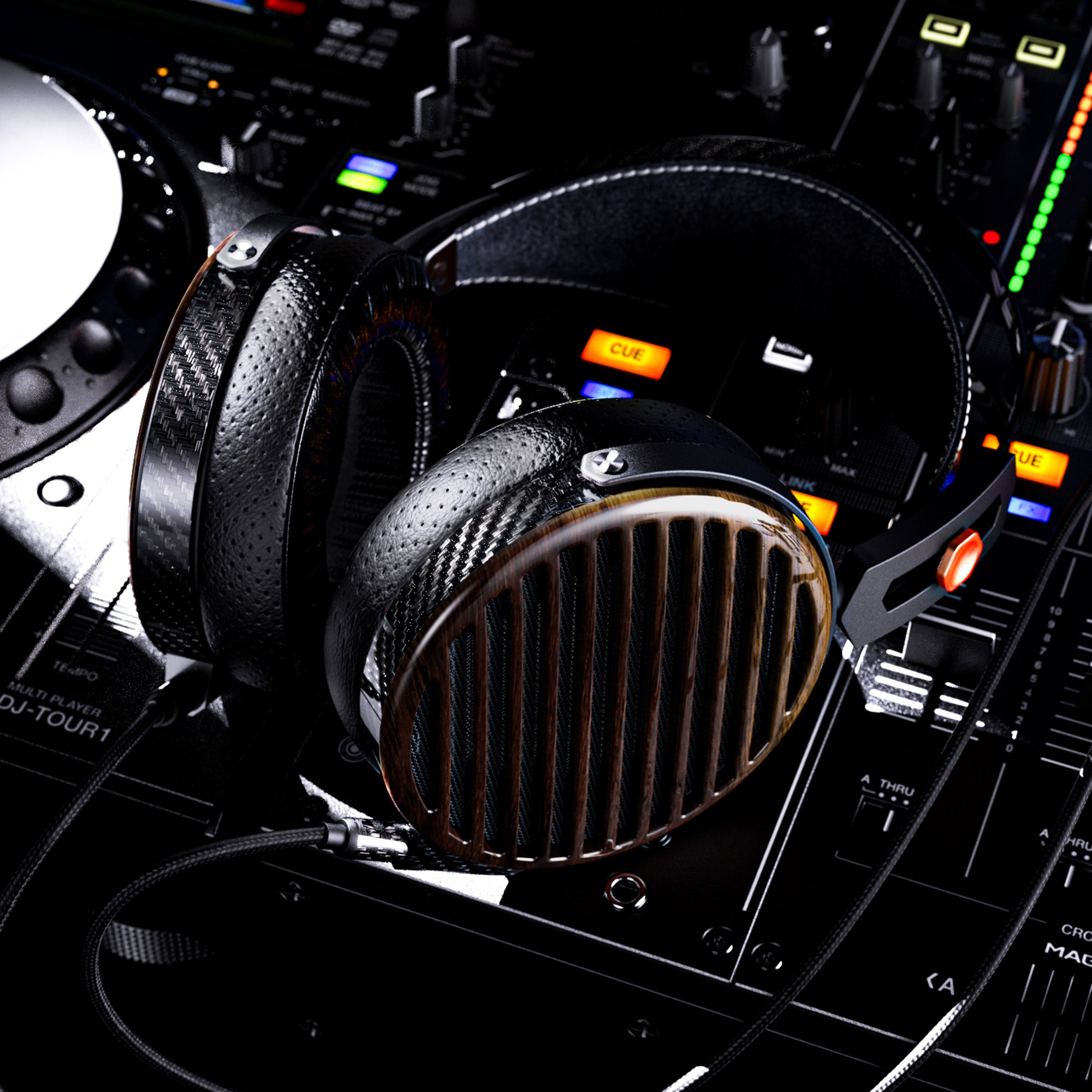 FiiO FT7 Open-Back Headphones – Addicted To Audio