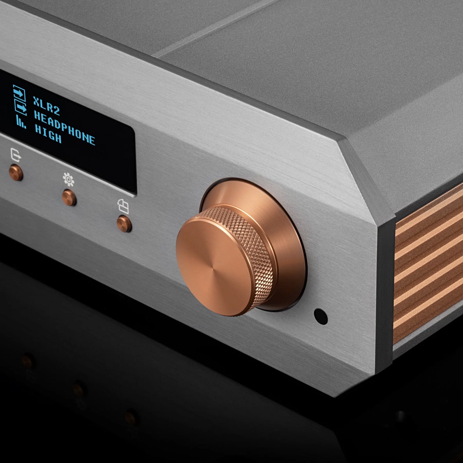 Burson Audio Soloist Voyager Headphone Amplifier – Addicted To Audio